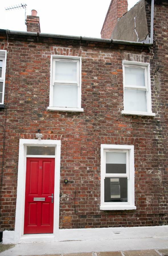 11 College Place North Belfast Exteriér fotografie